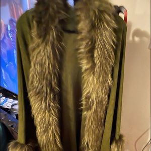 Army Green Faux Fur Collar Cape